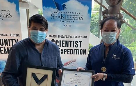 The International SeaKeepers Society Asia honours Dr Zeehan Jaafar